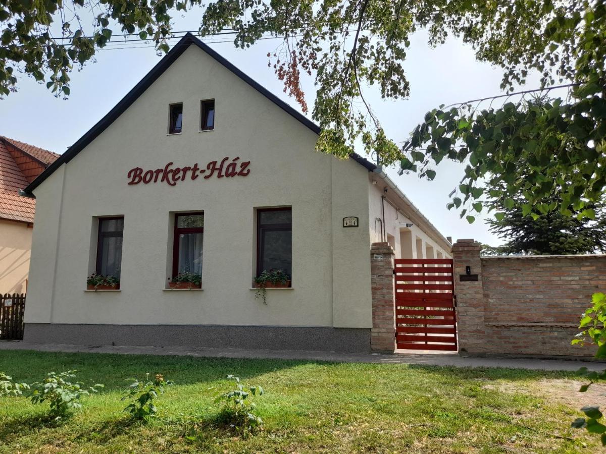 Adamko Borkert Haz Bed & Breakfast Villány Dış mekan fotoğraf
